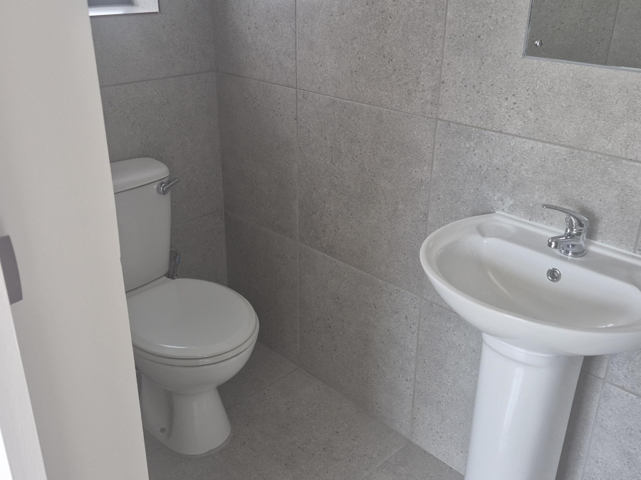 To Let 2 Bedroom Property for Rent in Stellendale Western Cape